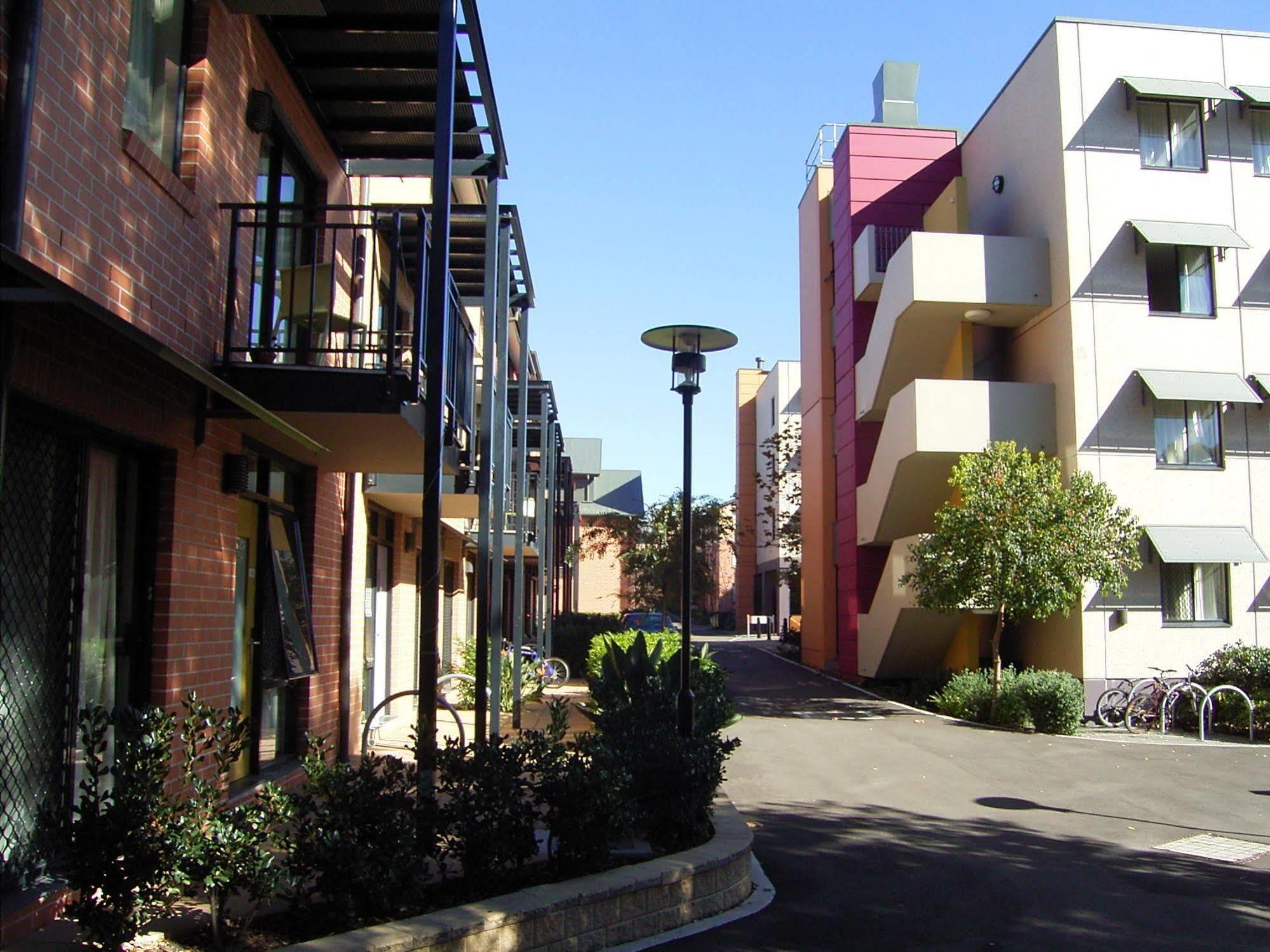 Sydney University Village Eksteriør billede